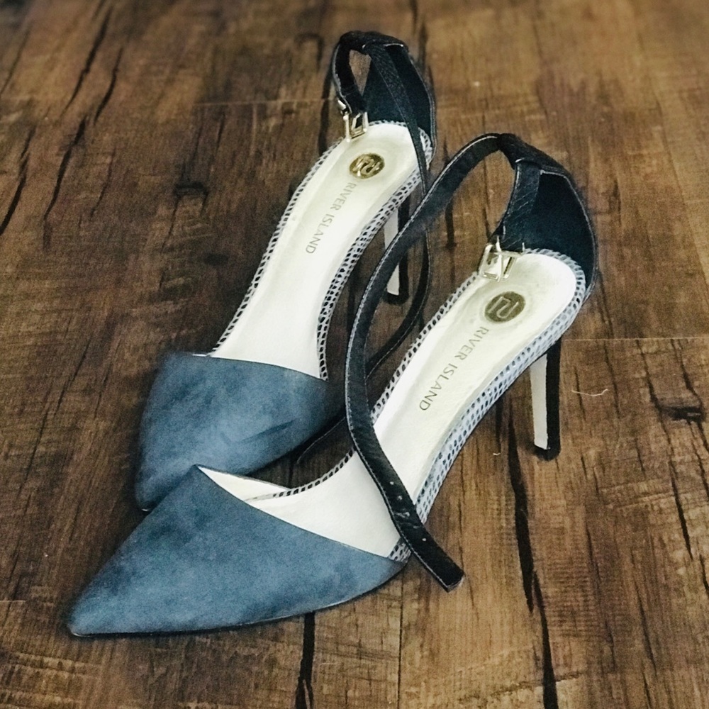 River Island Pumps